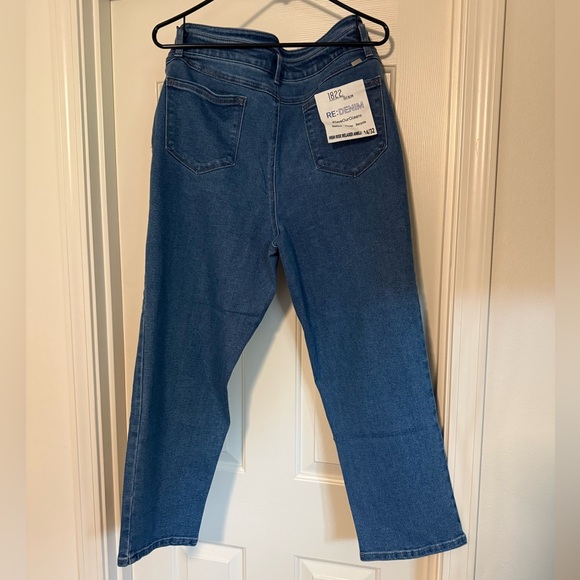 1822 Denim Light Blue Jeans - Picture 5 of 7